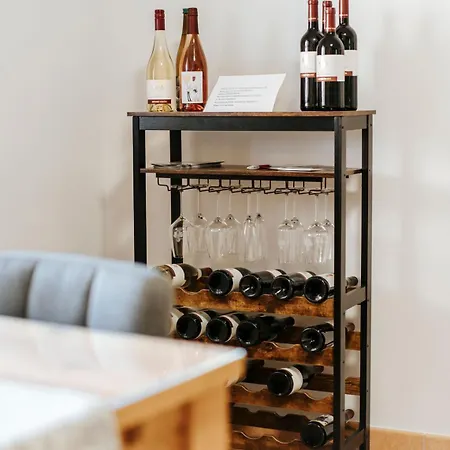 아파트 Weingut Eduard Kroth *