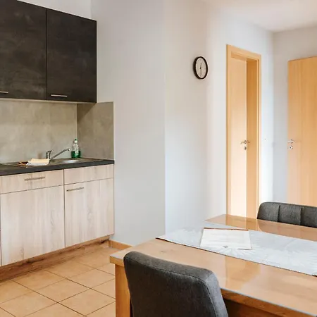 Weingut Eduard Kroth *