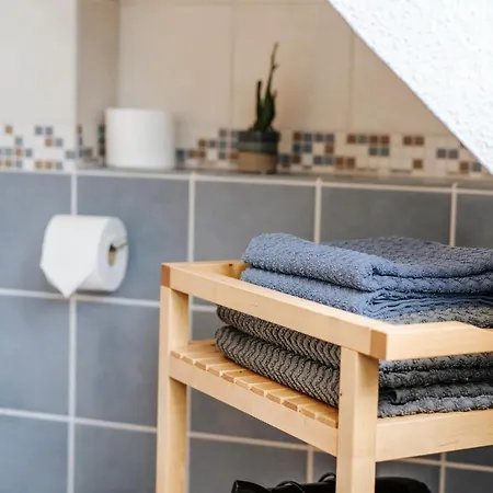 Weingut Eduard Kroth Apartment Briedel