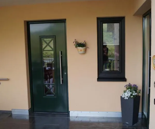 Appartamento Weingut Eduard Kroth Briedel